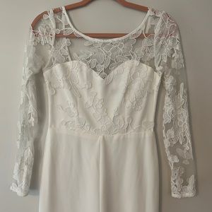 Lulus jumpsuit, hemmed to fit 5’1”, worn once